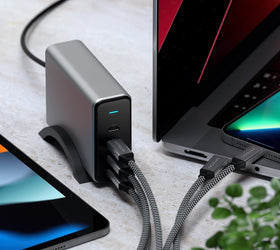 SATECHI 165W USB-C 4-Port PD GaN Charger